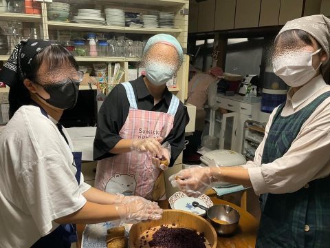 民泊で元気をもらうお父さん👩‍🌾