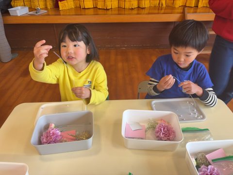 コサージュ作り♡